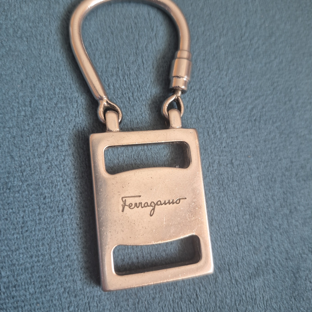 Ferragamo Silver Keychain - Picture 4 of 4